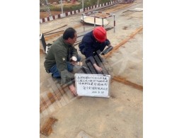 云南，紅河州建水至元陽高速公路土建工程，螞蝗塘匝道鋼箱梁焊縫檢測現(xiàn)場作業(yè)